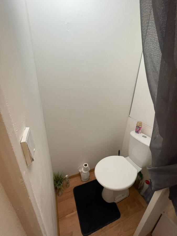 Klidny Byt Na Okraji Trutnova Apartman Kültér fotó